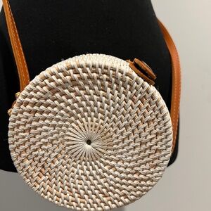 Crossbody wicker purse